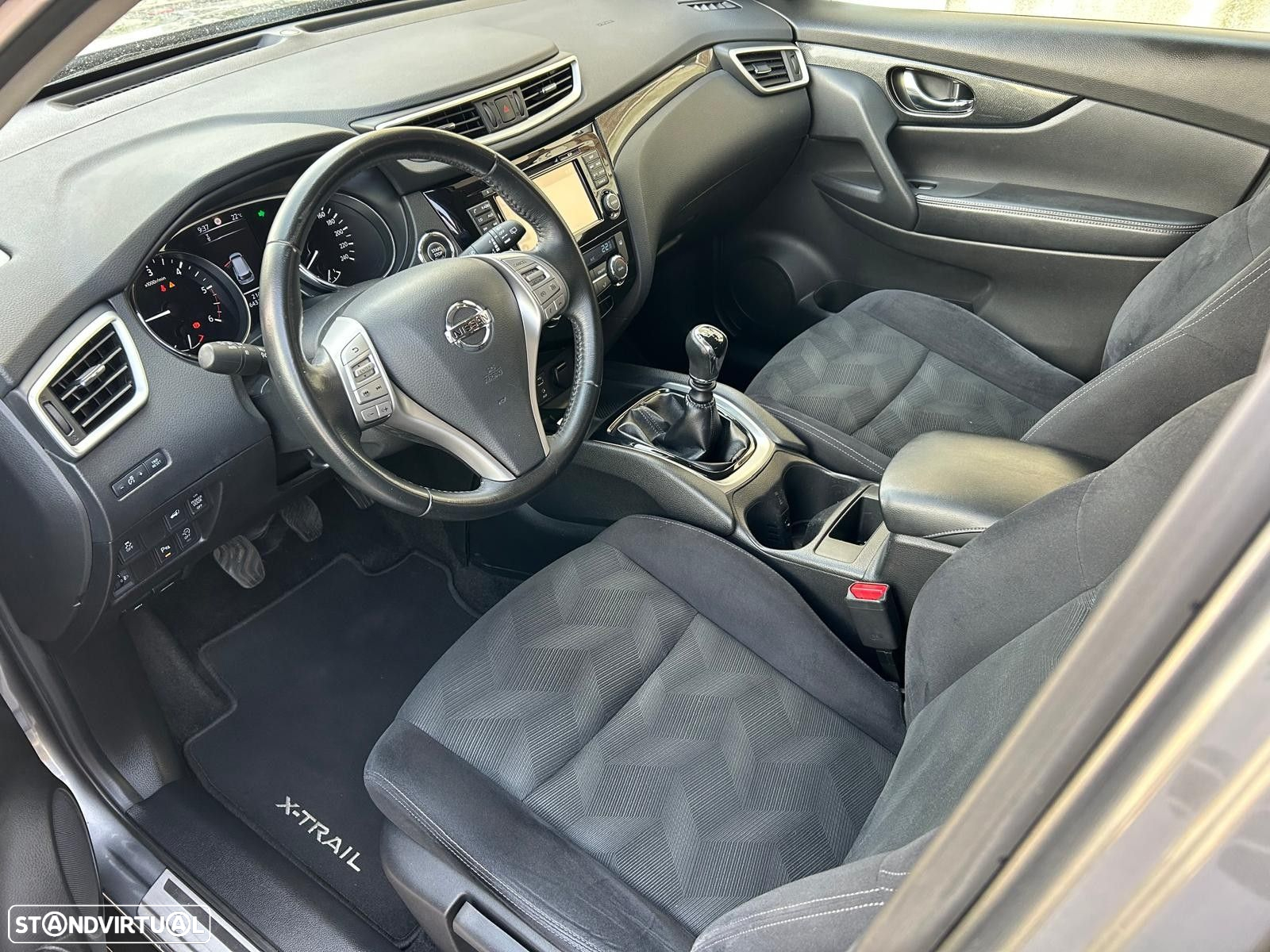Nissan X-Trail 1.6 dCi N-Connecta - 9