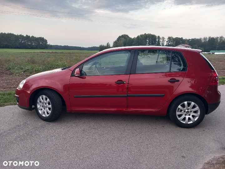 Volkswagen Golf - 2