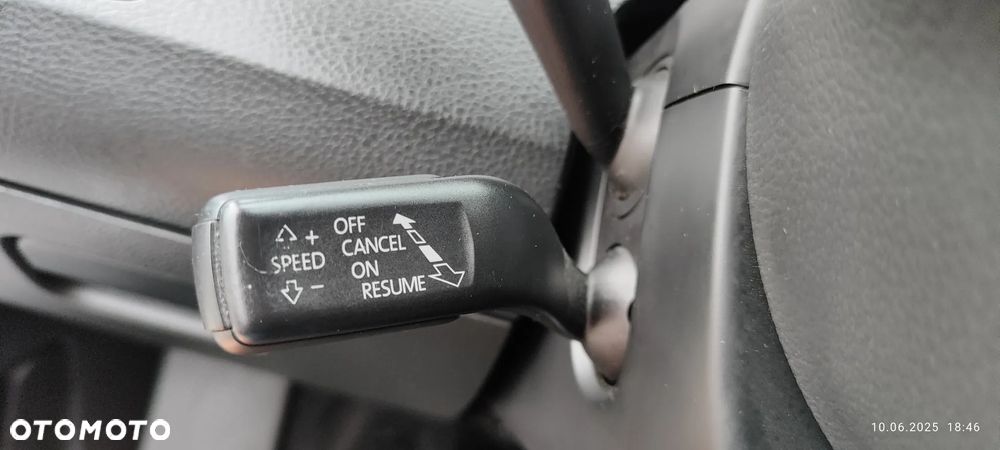 Volkswagen Passat 2.0 TDI Highline - 15