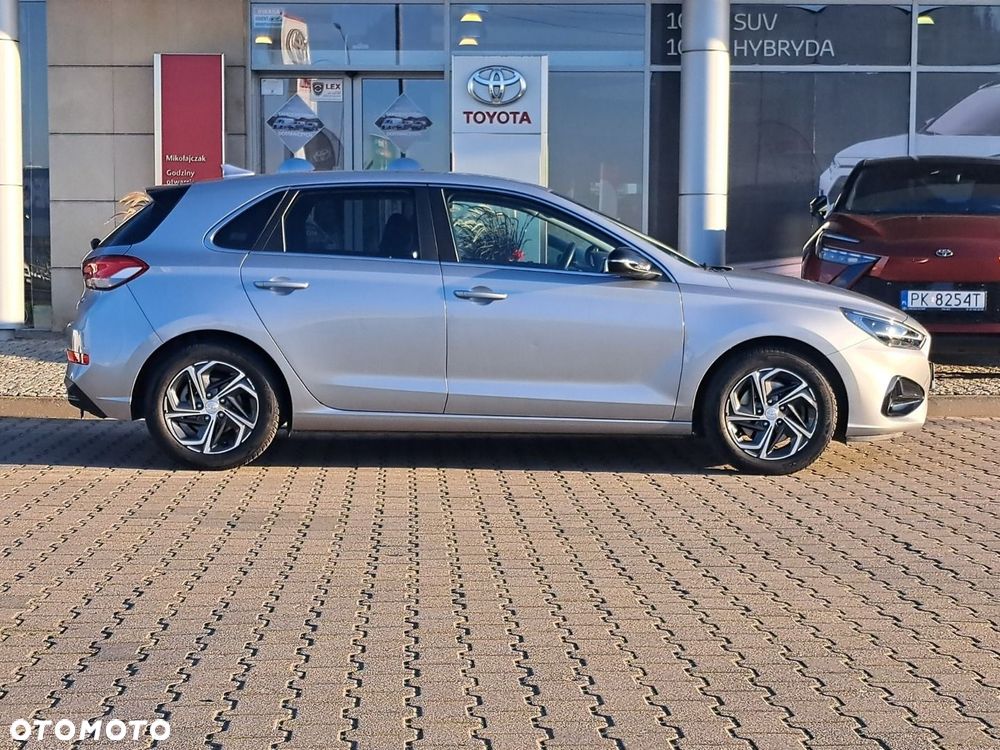 Hyundai i30 1.0 T-GDI Classic + - 7