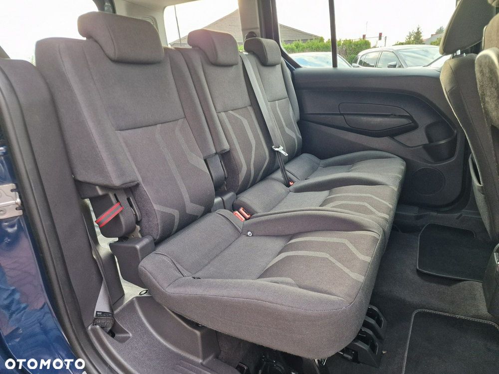 Ford Transit Connect - 26