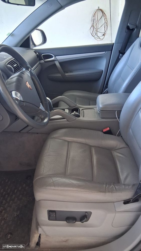 Porsche Cayenne Tiptronic - 4