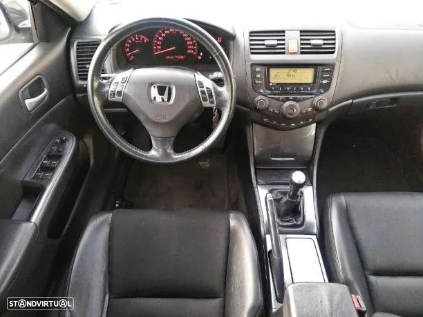 Honda Accord Tourer - 11