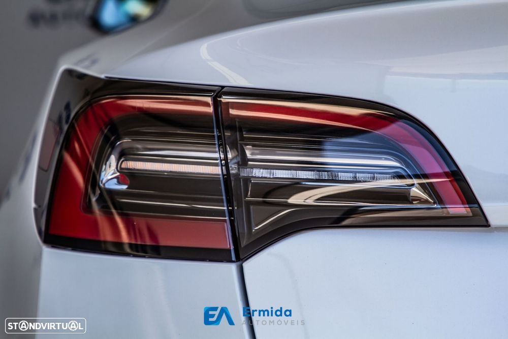 Tesla Model 3 Long Range Tração Integral - 12