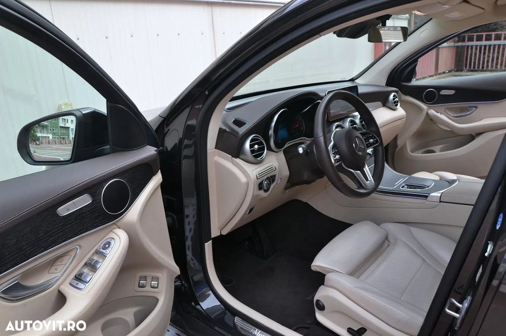 Mercedes-Benz GLC - 10