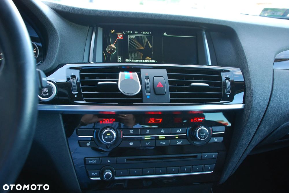 BMW X3 xDrive28i xLine - 24