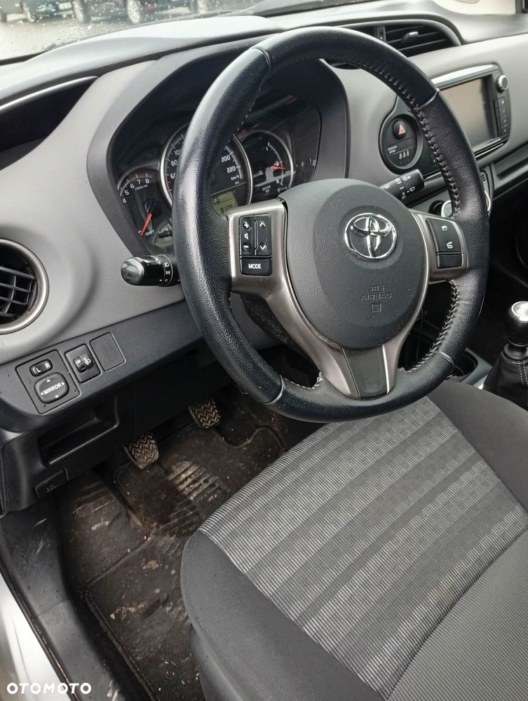 Toyota Yaris 1.33 Active - 7