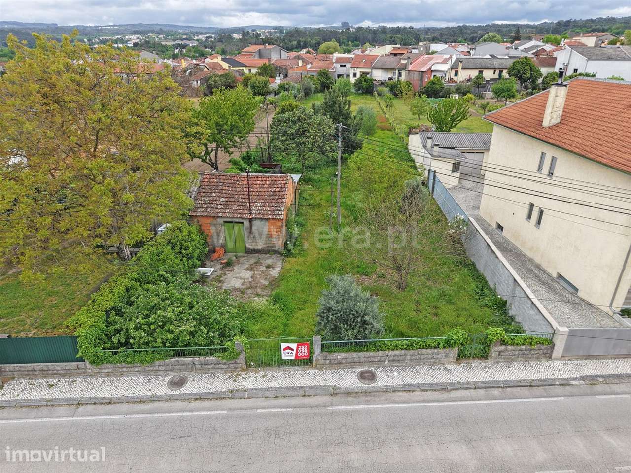 TERRENO URBANIZÁVEL COM 1.387 M²