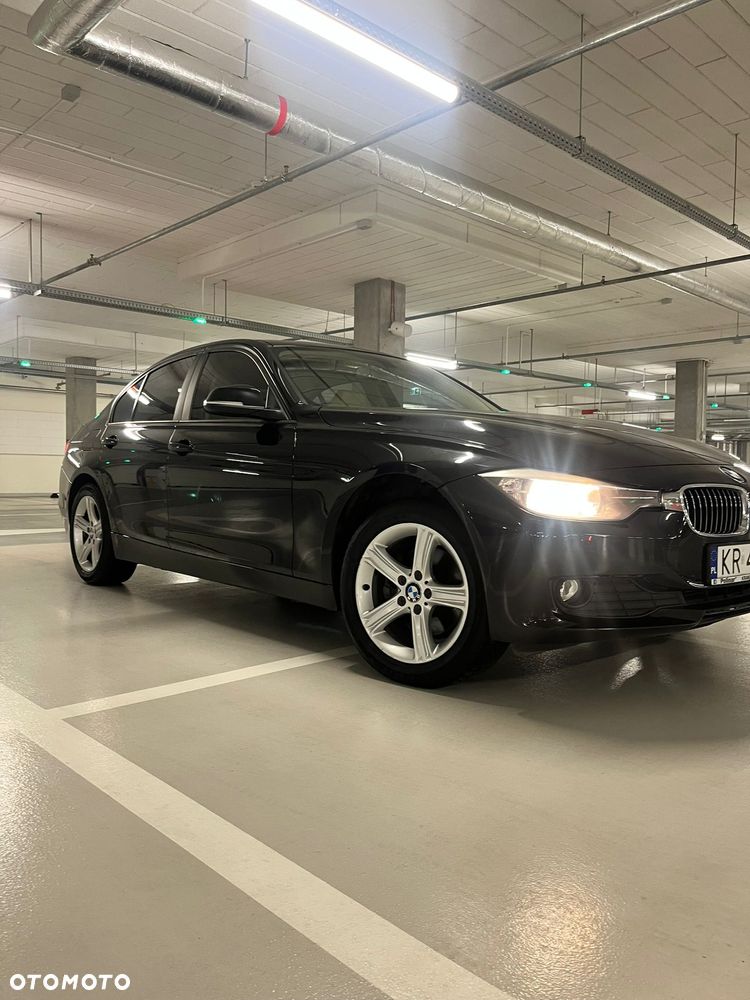 BMW Seria 3 328i xDrive - 2