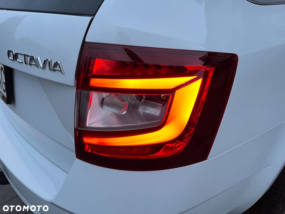 Skoda Octavia 2.0 TSI DSG Style - 31