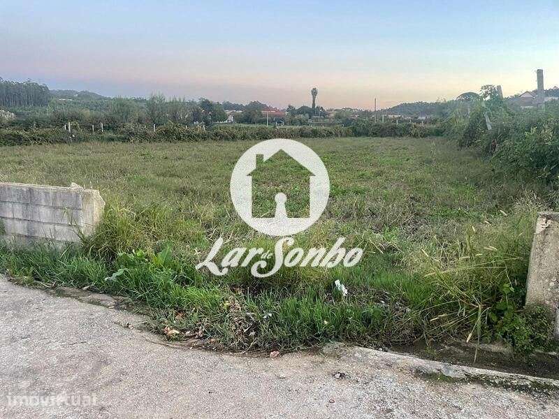 Terreno Agrícola com 1.960m2 em Guidões, Trofa - Grande imagem: 2/18
