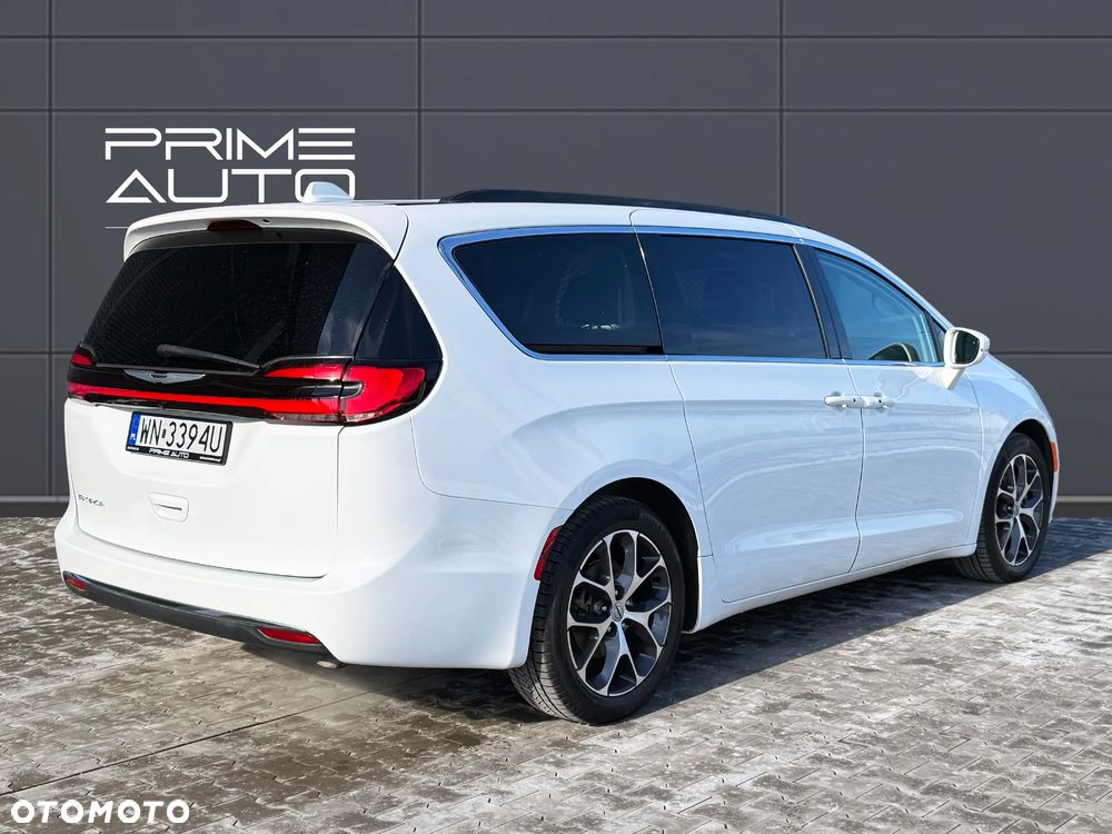 Chrysler Pacifica - 9