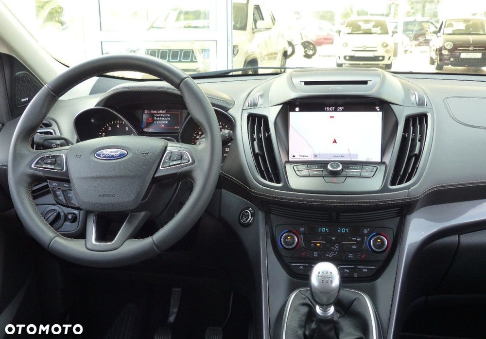Ford Kuga - 18