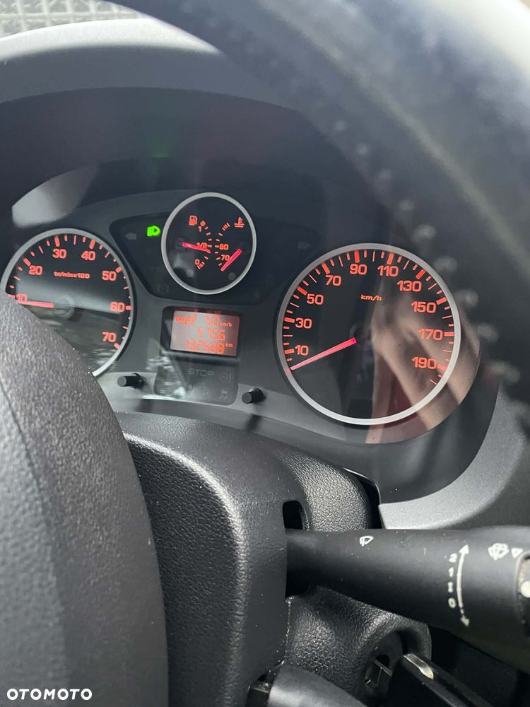 Peugeot Partner - 10