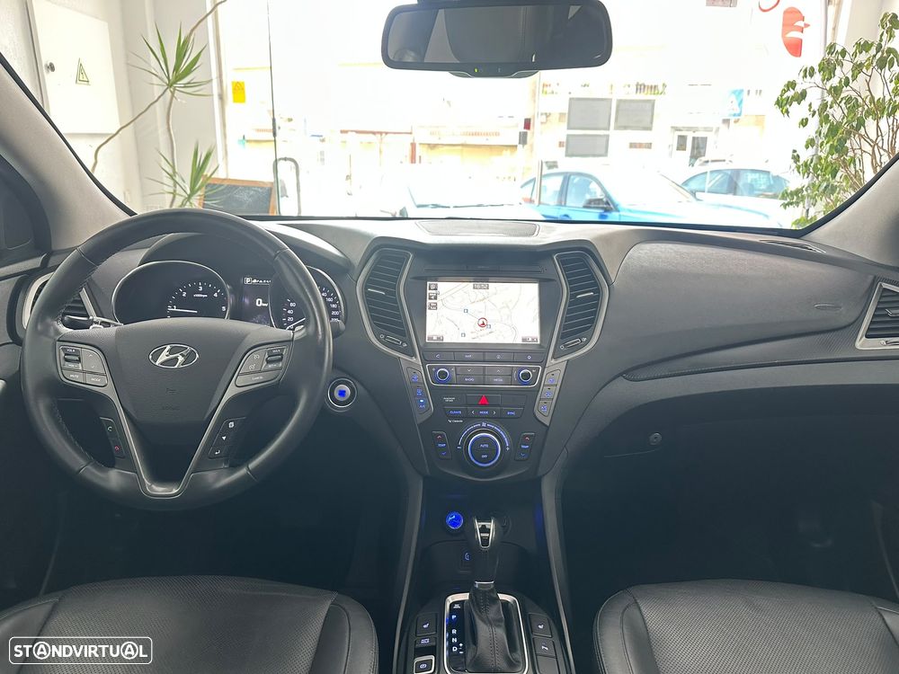 Hyundai Santa Fe 2.2 CRDi Executive Aut. - 11