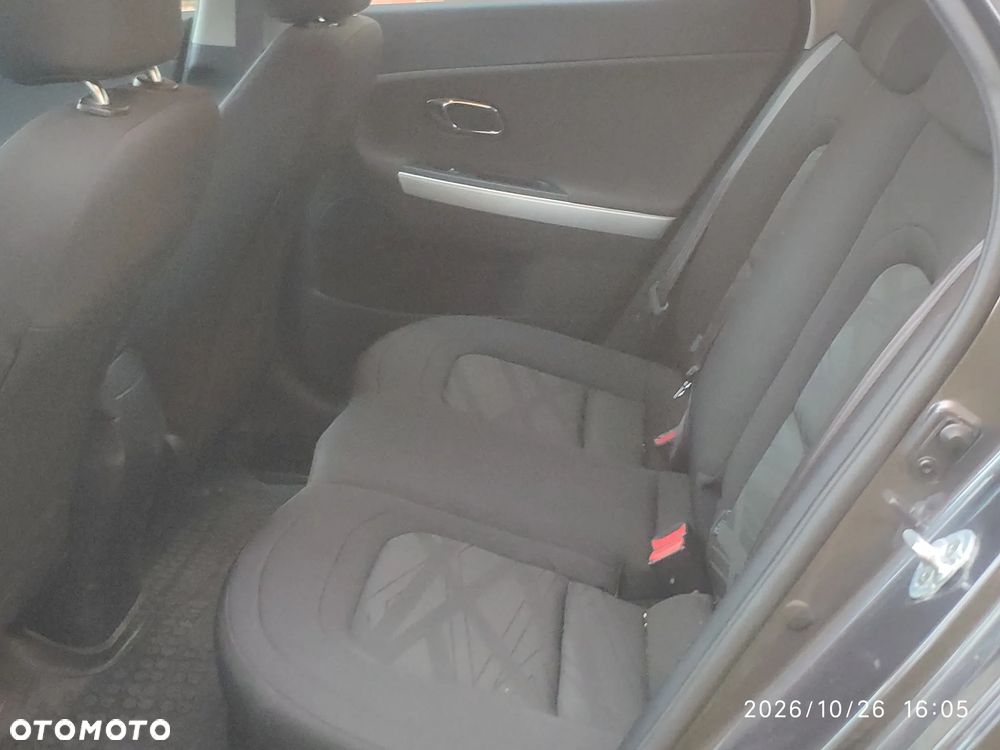 Kia Ceed - 6