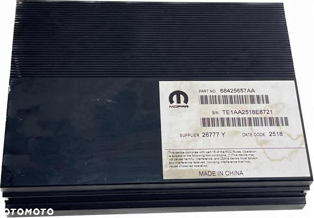 CHARGER LIFT 15- WZMACNIACZ AUDIO 68425657AA - 11