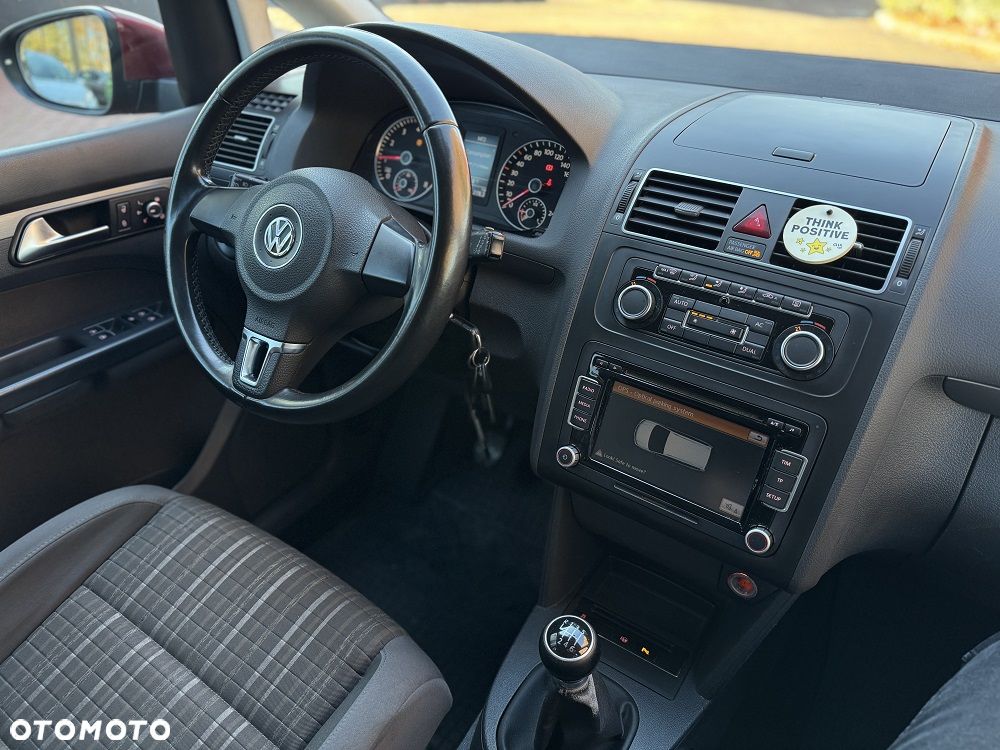 Volkswagen Touran 1.4 TSI Cross - 14