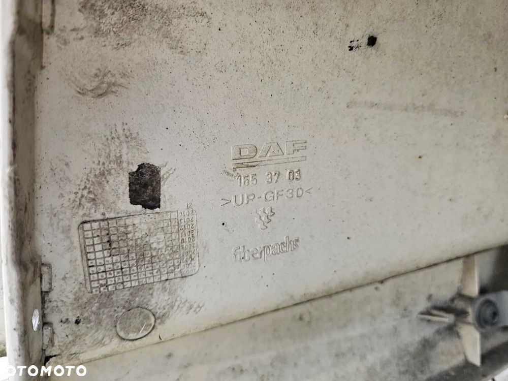 OWIEWKA DACHOWA DAF XF 105 - 4