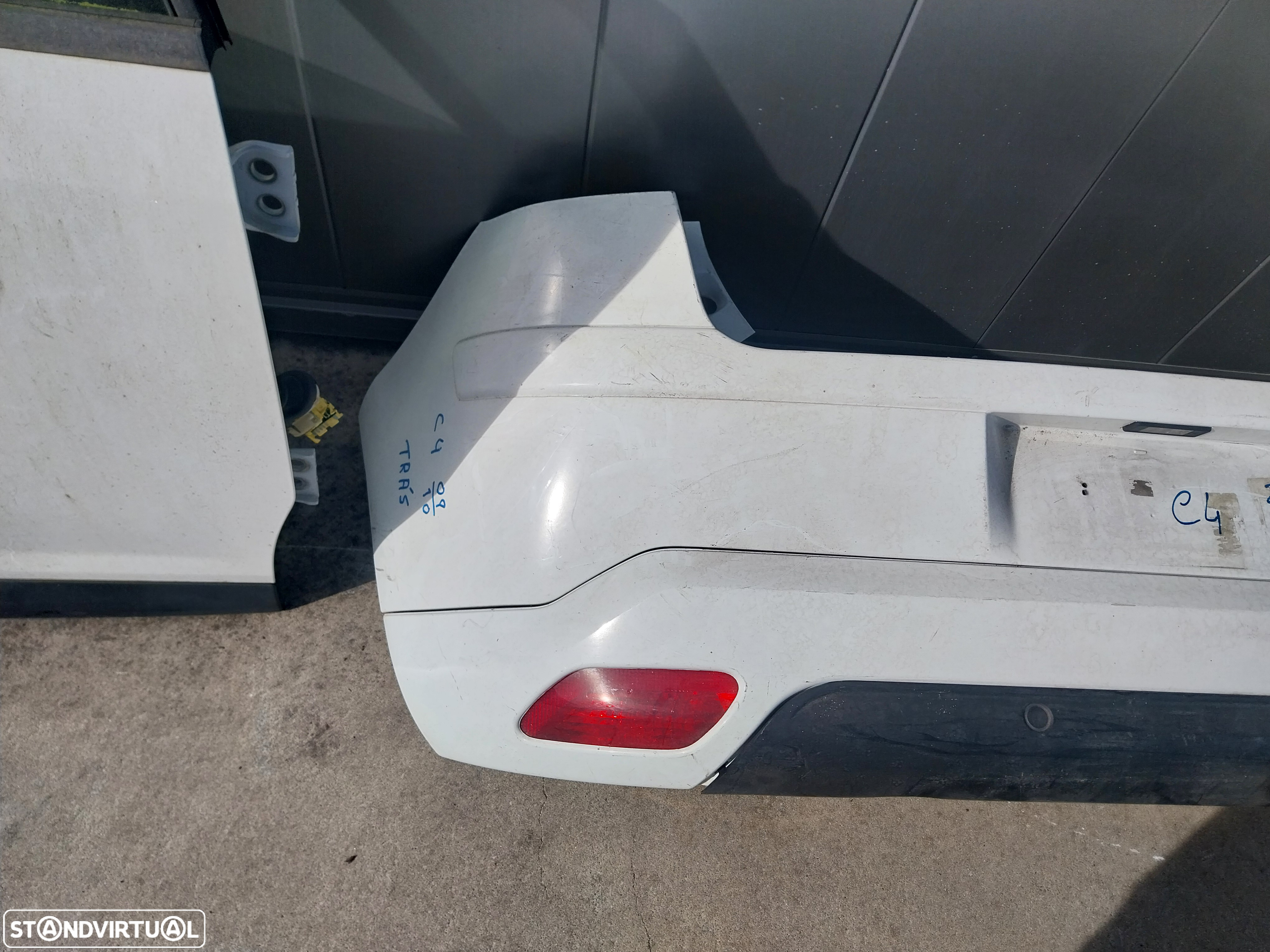 Tampa mala e para choques tras Citroën C4 coupe ano 2009 - 5