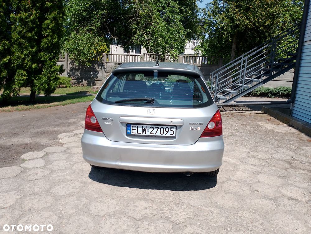 Honda Civic 1.6i ES - 2