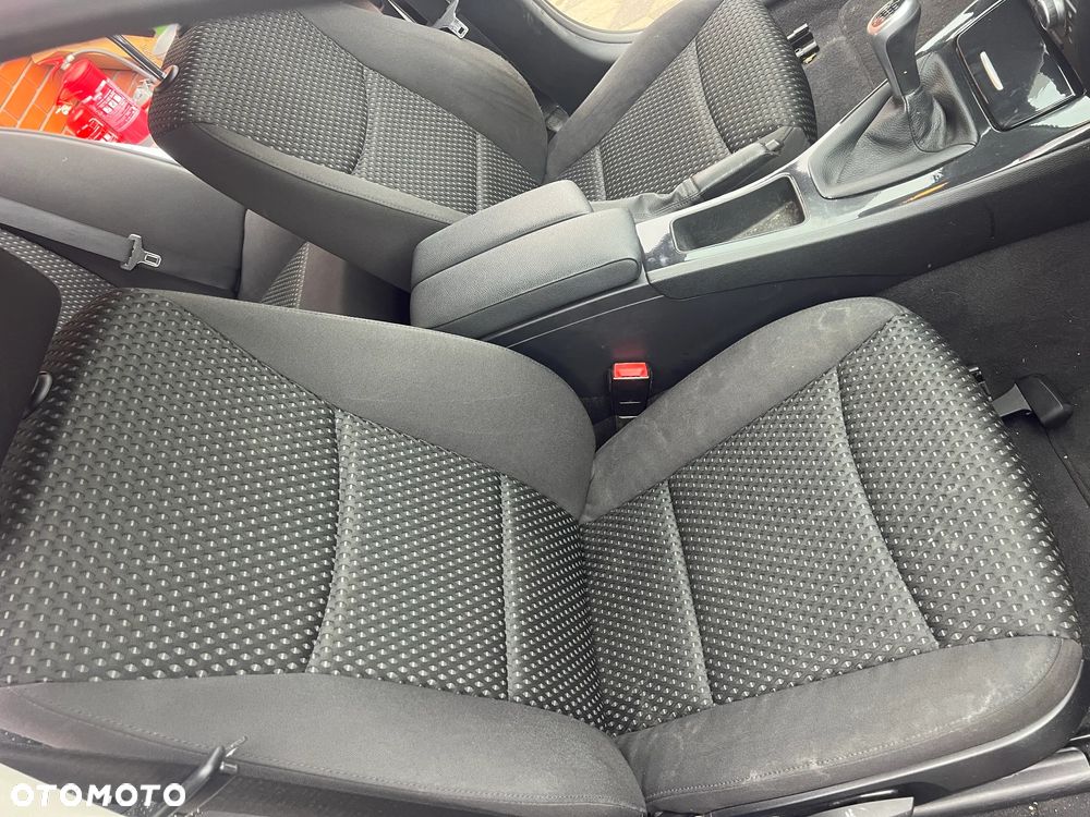 BMW E90 FOTELE KANAPA BOCZKI - 7