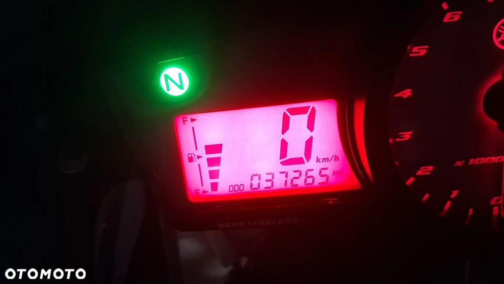 Yamaha YZF - 16