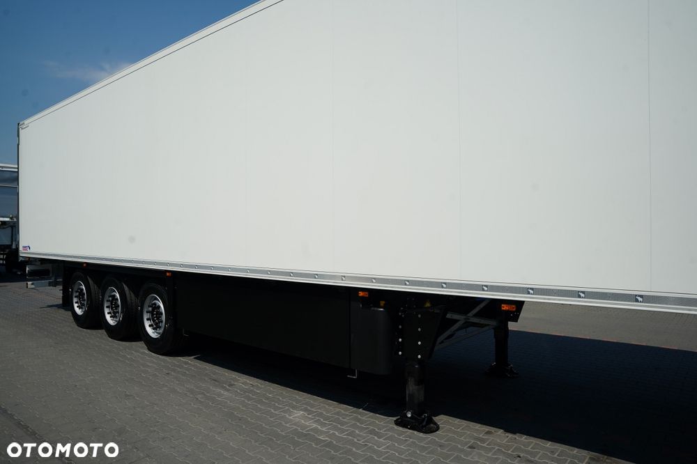 Schmitz Cargobull / CHŁODNIA / VECTOR 1550 / PALECIARA / OŚ PODNOSZONA / 2026 ROK / - 9