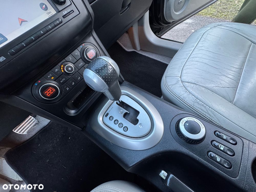 Nissan Qashqai+2 - 36