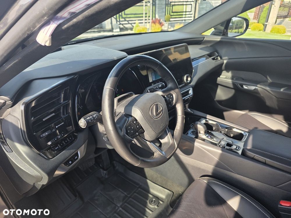 Lexus RX 350h F Sport Design - 34