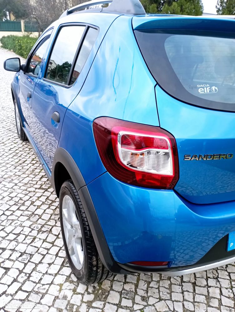 Dacia Sandero 1.5 dCi Stepway - 6
