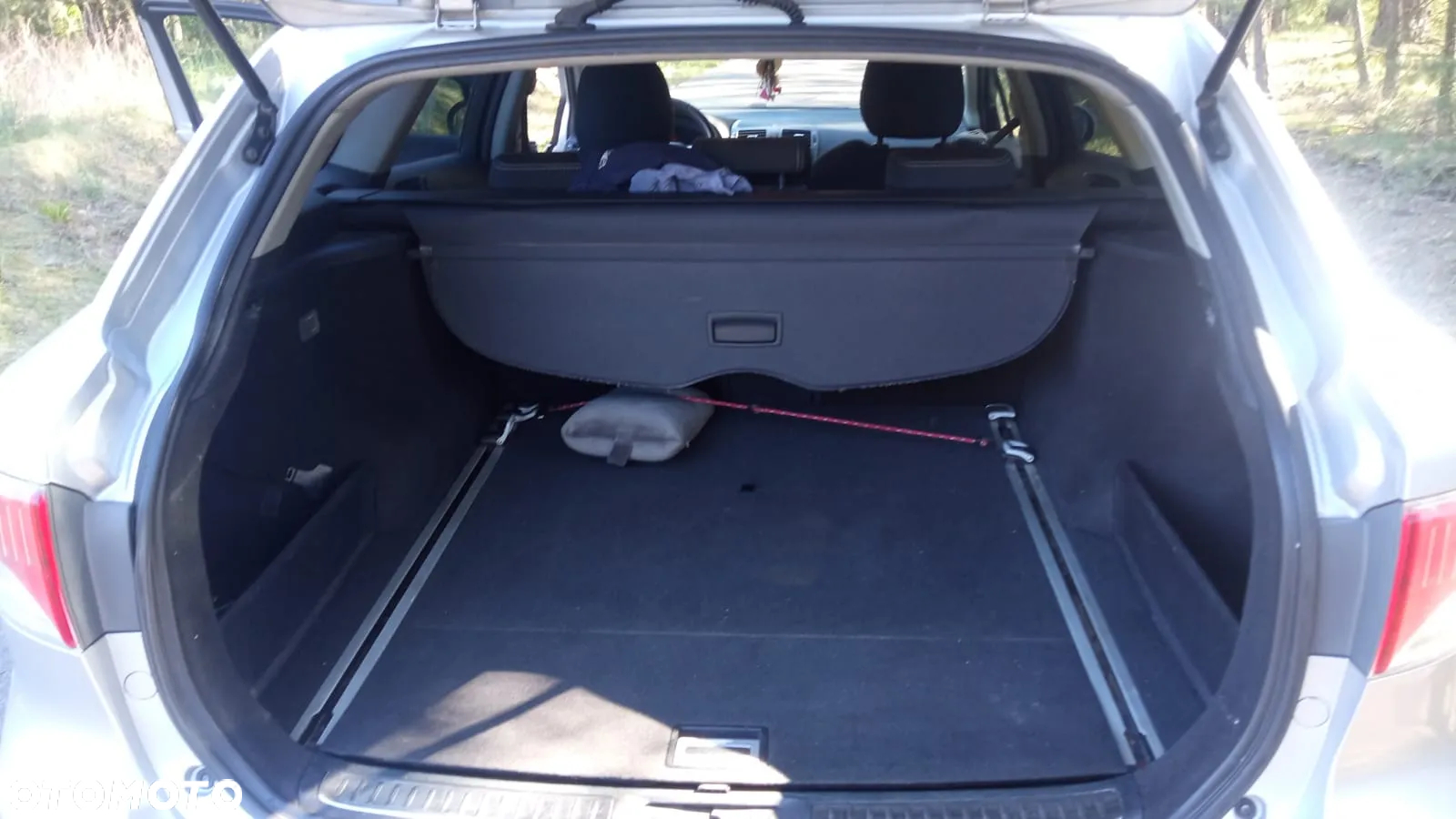 Toyota Avensis 2.0 D-4D Sol plus - 9