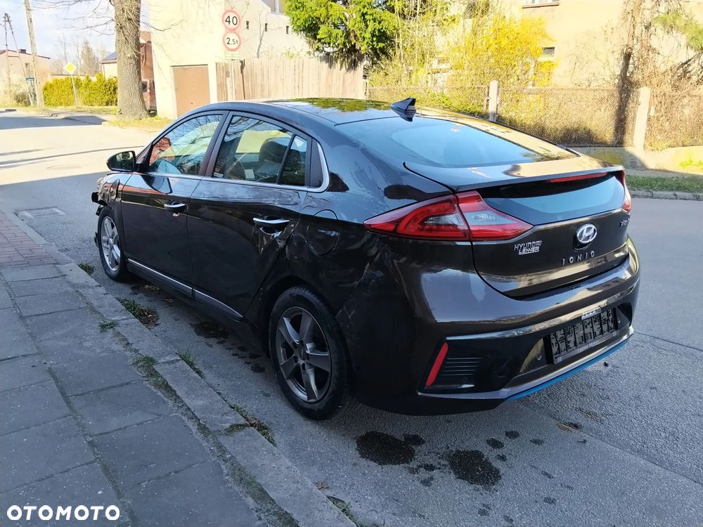 Hyundai IONIQ Plug-in hybrid Platinum - 4