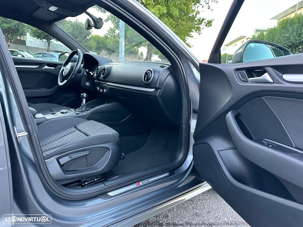 Audi A3 Sportback 1.6 TDI S-line - 46