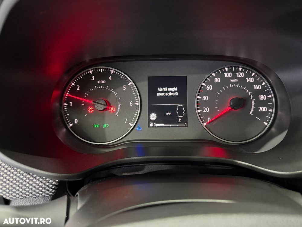 Dacia Logan TCe 90 MT6 Journey - 30