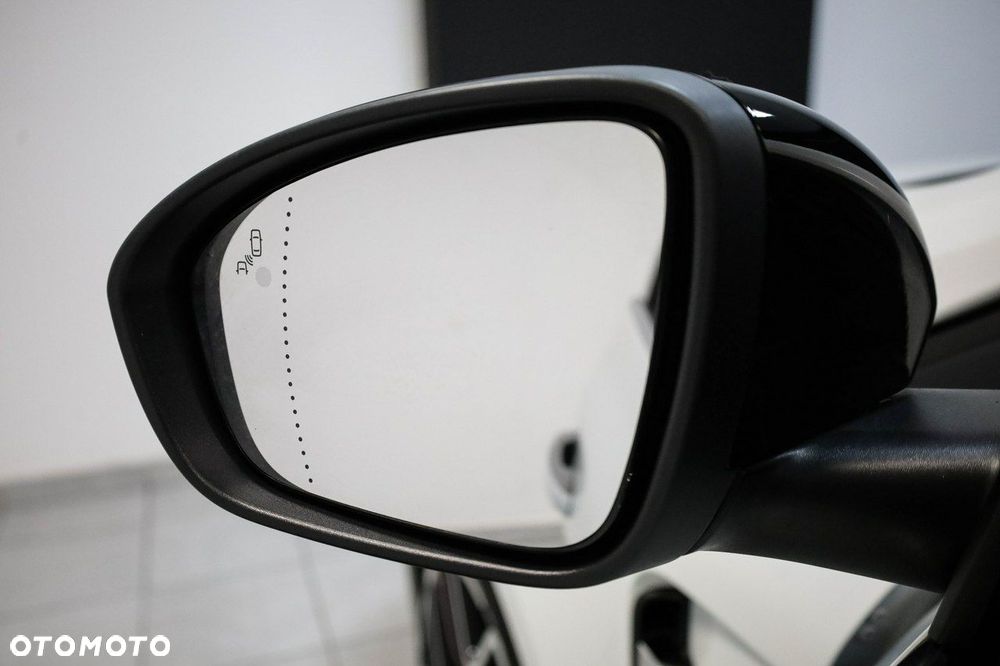 Renault Megane 1.8 TCe FAP R.S Trophy EDC - 17