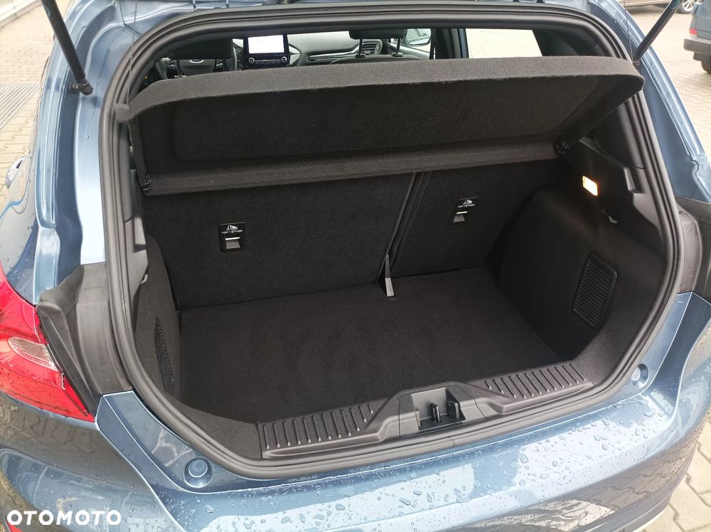 Ford Fiesta 1.0 EcoBoost Hybrid S&S ACTIVE - 10