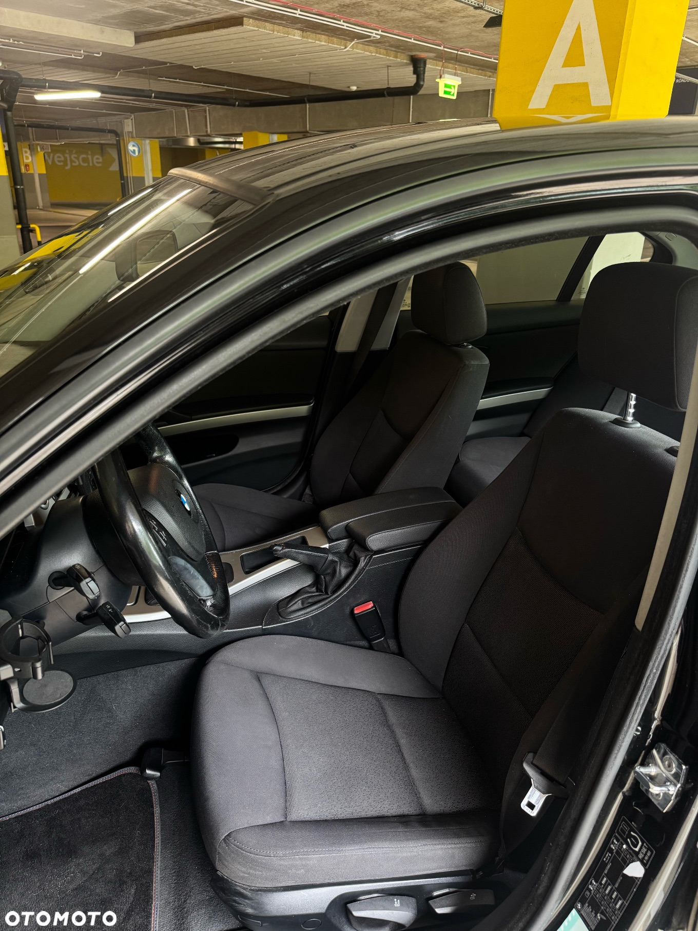 BMW Seria 3 318i - 10