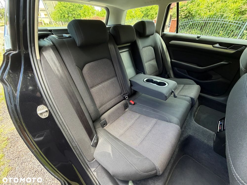 Volkswagen Passat Variant 1.4 TSI BMT ACT Trendline DSG - 33