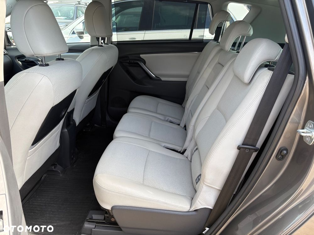 Toyota Verso 1.8 Prestige MS EU6 - 23