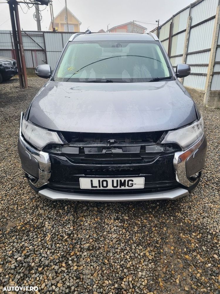 Dezmembrari dezmembrez  Mitsubishi Outlander III facelift 2.2 DIESEL 2015-2018 - 8