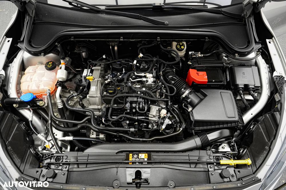 Ford Focus 1.0 EcoBoost Titanium - 26