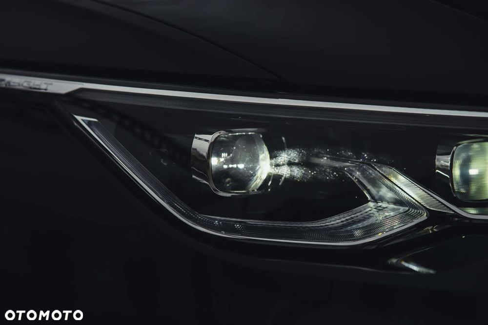 Volkswagen Golf - 23