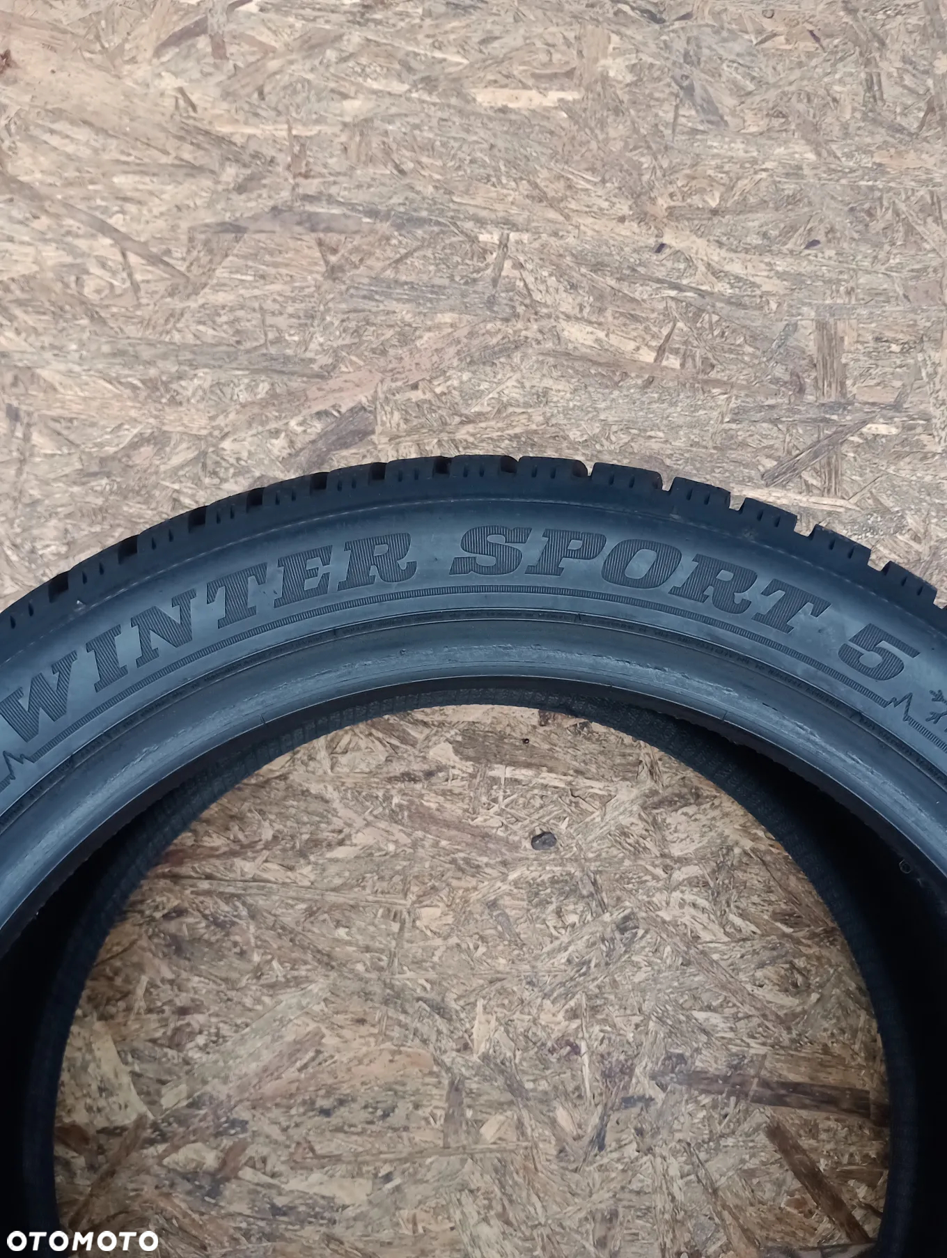 OPONY ZIMOWE 4X 235/45 R18 98V DUNLOP WINTER SPORT 5 - 6