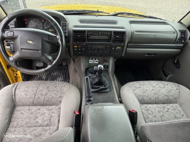 Land Rover Discovery TD5 Entertainer - 18