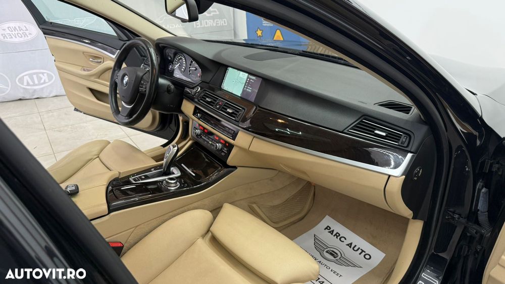 BMW Seria 5 530d Sport-Aut. - 8