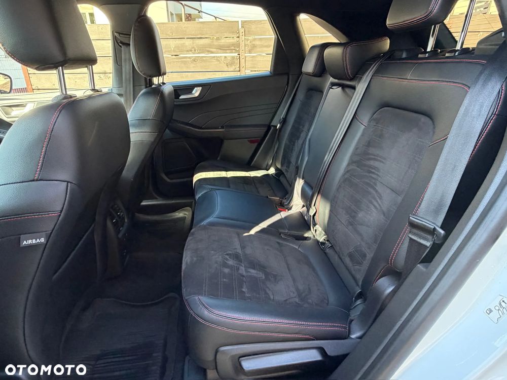 Ford Kuga 2.5 Duratec FHEV 4x4 ST-LINE X - 14