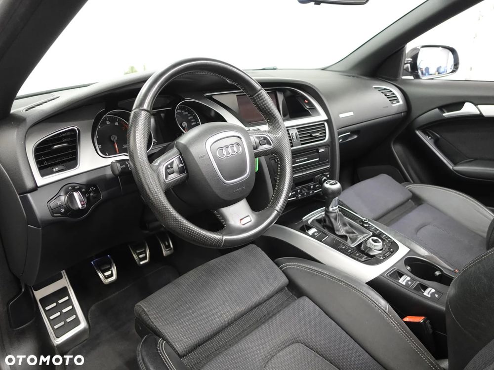 Audi A5 Cabrio - 18