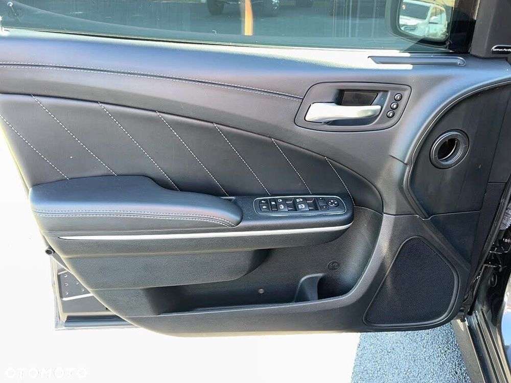Dodge Charger 5.7 R/T - 9