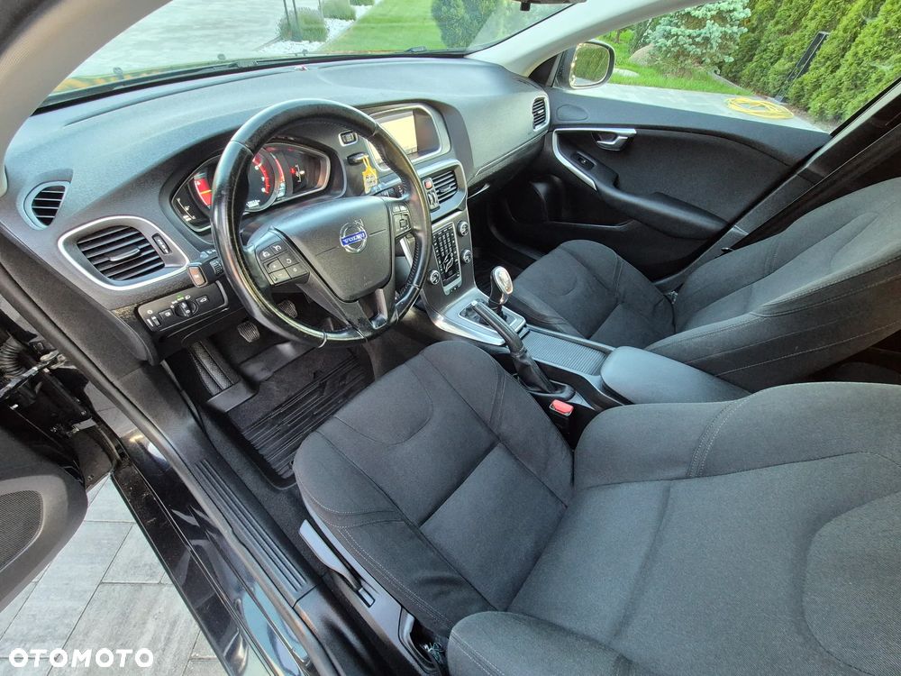 Volvo V40 T2 Kinetic - 13